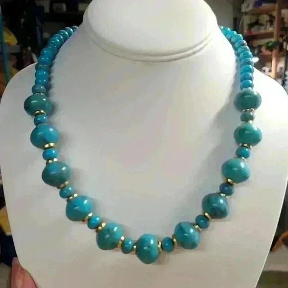 Vintage Turquoise? faux Turquoise with gold beads necklace - Picture 12 of 16